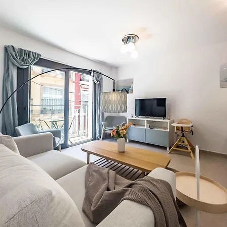 Cozy In Near The 1b 아파트 푸엔히롤라